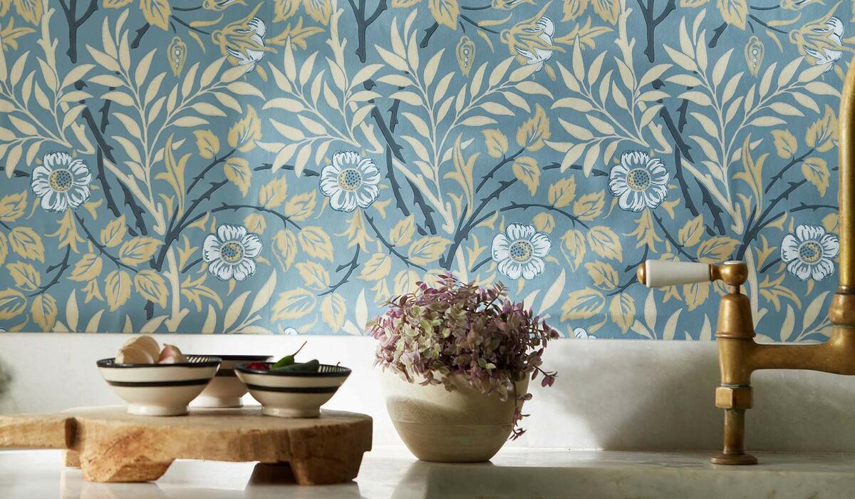 Morris and Friends Wallpapers Sweet Briar